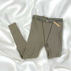 Rare Army green SKIMS leggings